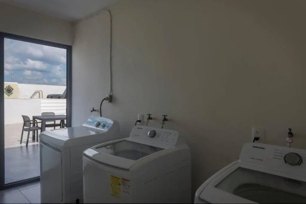 Apartment 5Mins To Beach+Pool+Kingbed+Freedisneyplus Playa del Carmen Mexico