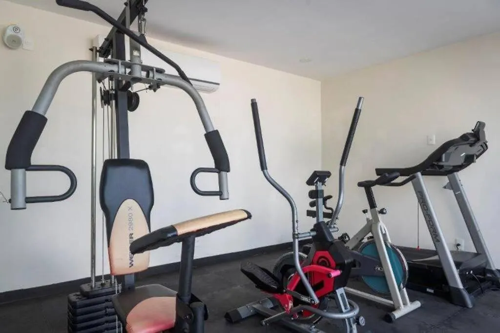 5Mins To Beach+Pool+Kingbed+Freedisneyplus Playa del Carmen Apartment