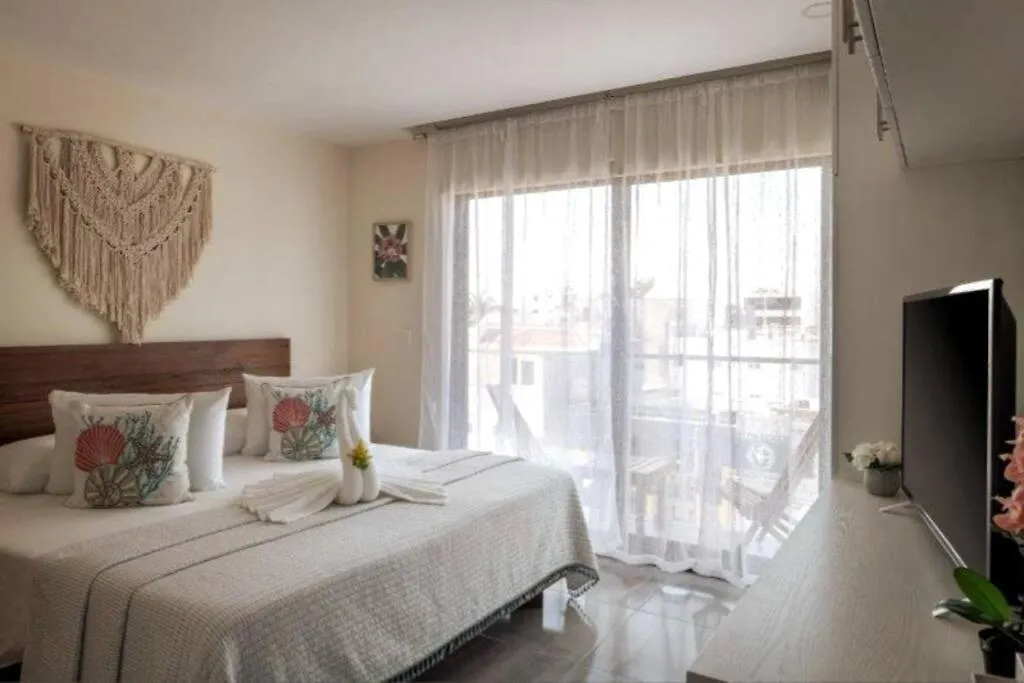 5Mins To Beach+Pool+Kingbed+Freedisneyplus Playa del Carmen Apartment